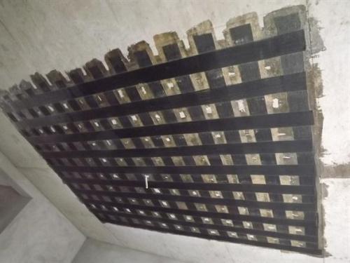 称多楼板加固